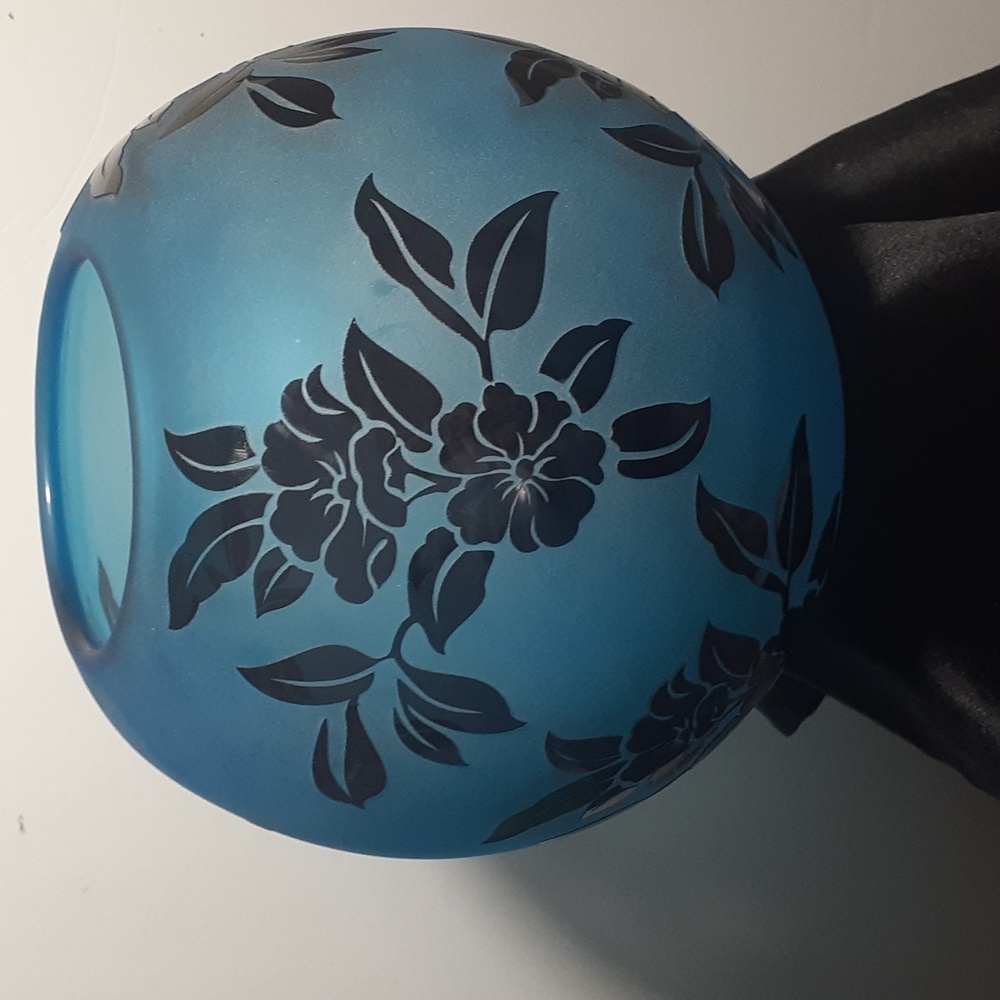 Vtg Black on frost blue acid etched cameo hand blown art glass bowl/vase - Picture 3 of 6